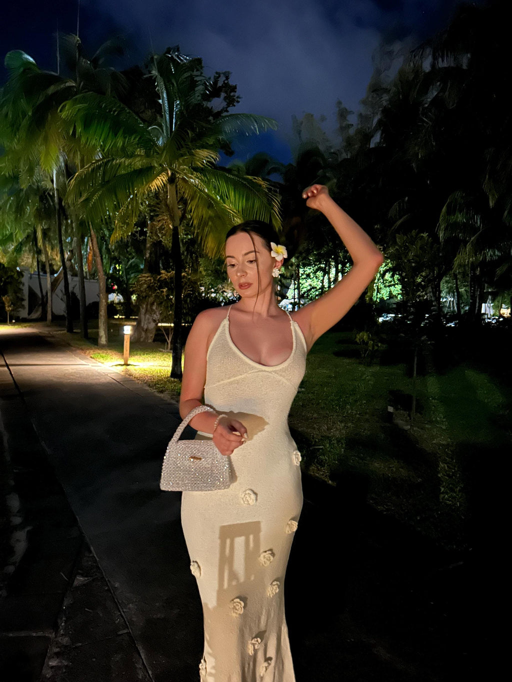 CLASSY Acrylic Beaded Crossbody Bag