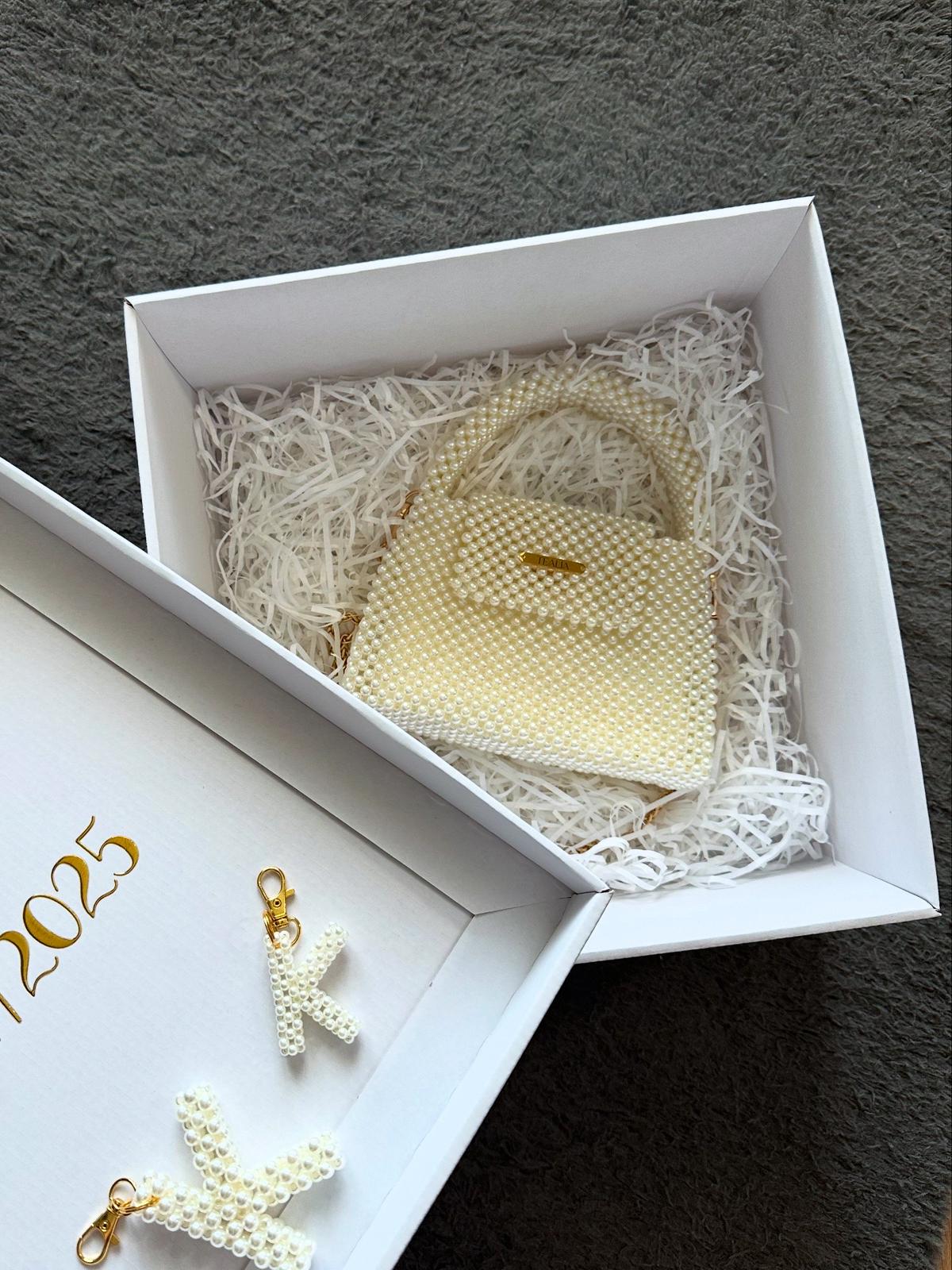 BRIDE BOX – Personalized Gift Box for Brides