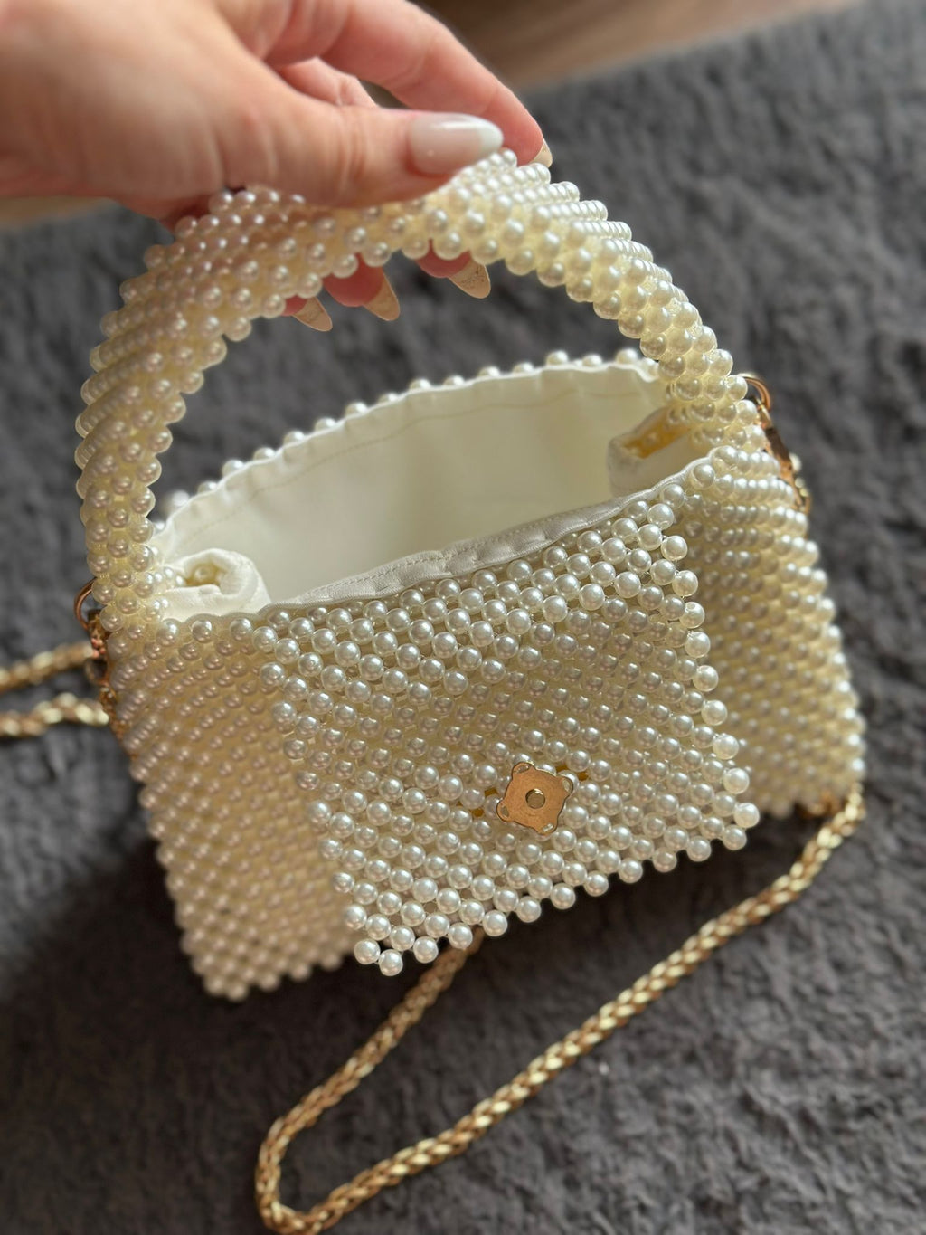 CLASSY Pearl Beaded Crossbody Bag