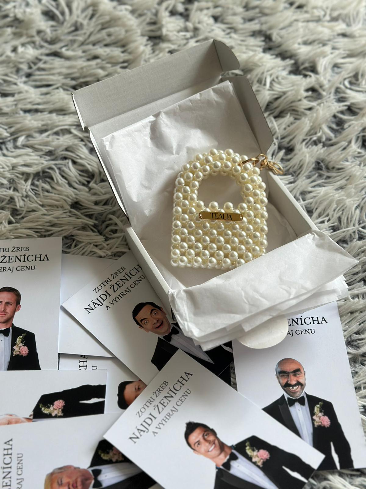 FUN BOX – Bachelorette Party Game with a Gift