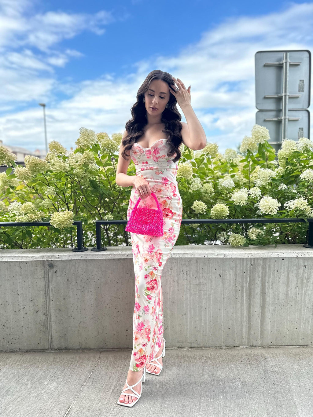 CLASSY Acrylic Beaded Crossbody Bag